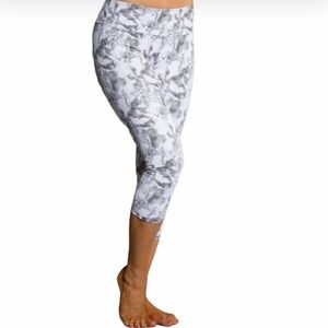 RBX Women's Gray Camouflage Capris